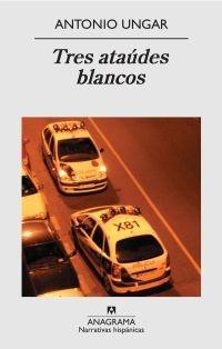 Tres ataúdes blancos. 