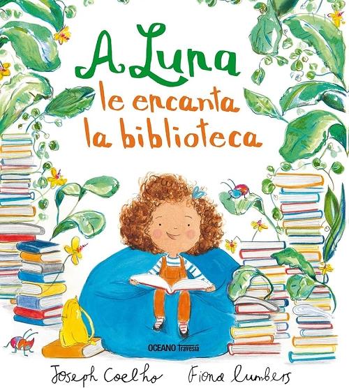 A Luna le encanta la biblioteca