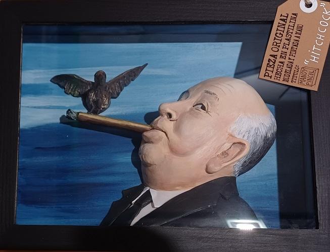 Alfred Hitchcock "Pieza original hecha en plastilina. Modelado y pintada a mano"